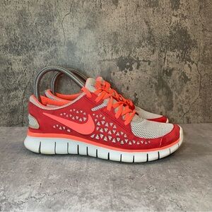 Nike Free Run Running Shoes Womens sz 7.5 - red/orange/greyNike